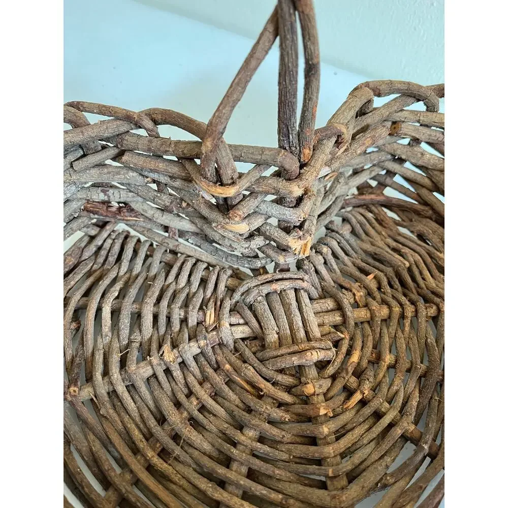 Vintage Rustic Heart Shaped Twig Wicker Basket Romantic Love Cottagecore Granny